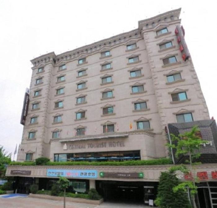 Cheonan Central Tourist Hotel Екстериор снимка